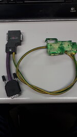 Stecker_mit Erde.jpg